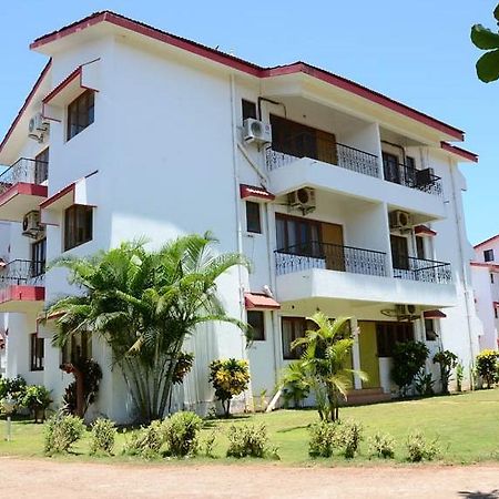 M N Resorts Бага Экстерьер фото