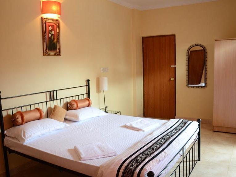 M N Resorts Бага Экстерьер фото